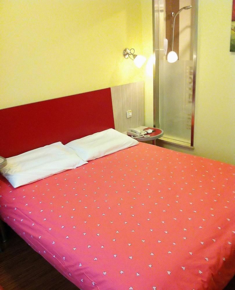 Home Inn Hotel Guiyang Fushui Middle Road 外观 照片