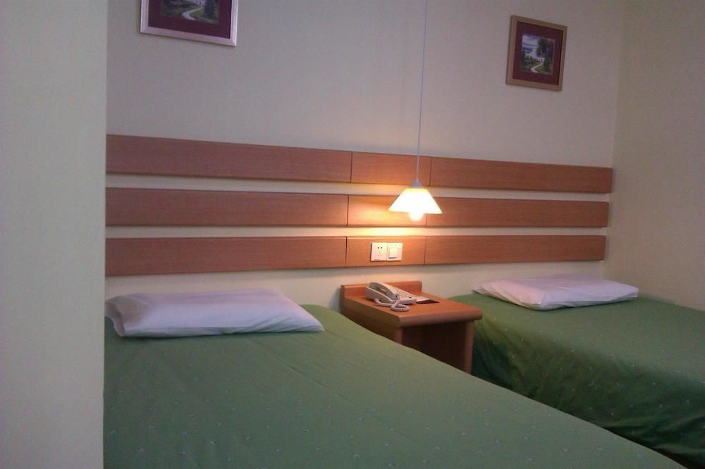 Home Inn Hotel Guiyang Fushui Middle Road 外观 照片